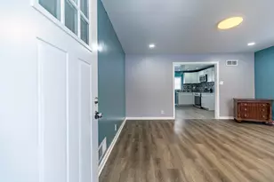 4601 Buchanan St, Gary, IN 46408 - Photo 7