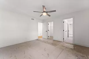 13822 Waterleaf Dr, Saint John, IN 46373 - Photo 47