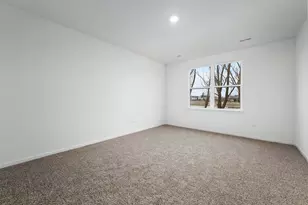 7676 W 106th Pl, Crown Point, IN 46307 - Photo 9