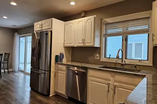 8129 Wicker Park Dr, Highland, IN 46322 - Photo 7