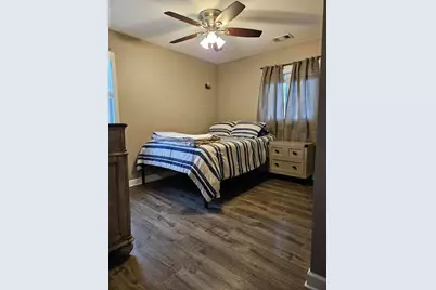 8129 Wicker Park Drive, Highland, IN 46322 - Photo 11