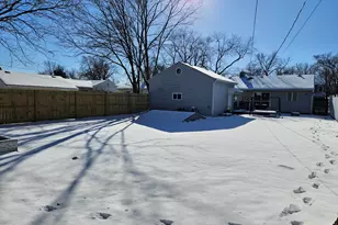 8129 Wicker Park Dr, Highland, IN 46322 - Photo 19