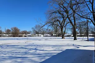 8129 Wicker Park Dr, Highland, IN 46322 - Photo 23