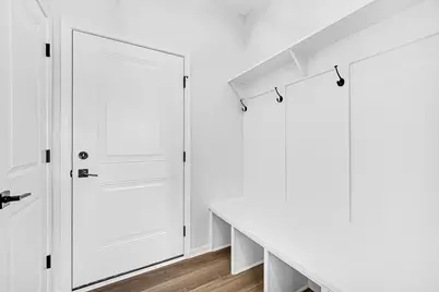 2221 Easton Park Drive, Chesterton, IN 46304 - Photo 11