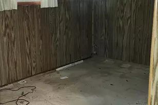 3403 W 77th Pl, Merrillville, IN 46410 - Photo 21