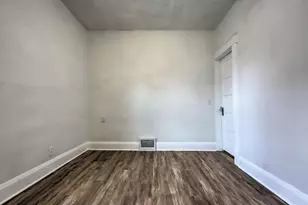 414 Allen St, La Porte, IN 46350 - Photo 17