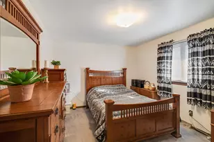 8120 Tapper Ave, Munster, IN 46321 - Photo 13