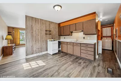 805 Henry Street, Michigan City, IN 46360 - Photo 7