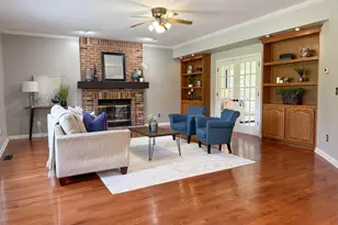 513 Kinsale Ct, Valparaiso, IN 46385 - Photo 7