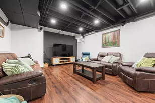 513 Kinsale Ct, Valparaiso, IN 46385 - Photo 23