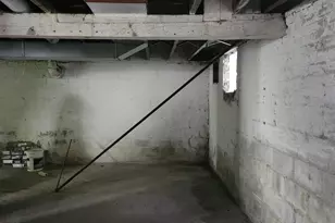 627 Tennessee St, Gary, IN 46402 - Photo 27