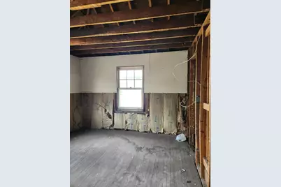 627 Tennessee Street, Gary, IN 46402 - Photo 7