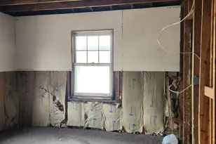 627 Tennessee St, Gary, IN 46402 - Photo 7