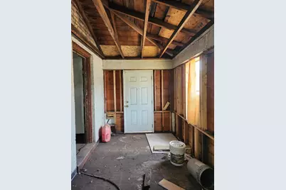 627 Tennessee Street, Gary, IN 46402 - Photo 13