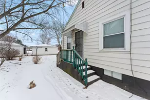 139 N Indiana St, Griffith, IN 46319 - Photo 15