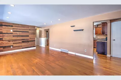 12418 White Oak Drive, Crown Point, IN 46307 - Photo 9