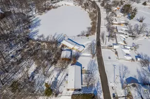 12418 White Oak Dr, Crown Point, IN 46307 - Photo 3