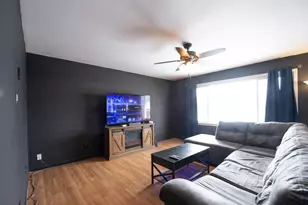 763 Timberline Pkwy, Valparaiso, IN 46385 - Photo 5