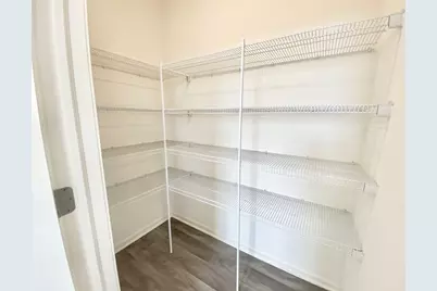 170 Cressmoor Boulevard, Hobart, IN 46342 - Photo 9