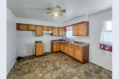 4820 E 26th Avenue, Lake Station, IN 46405 - Photo 3