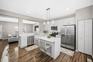 12728 Ellsworth St, Crown Point, IN 46307 - Photo 5