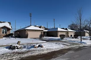 1436 Bohling Pl, Crown Point, IN 46307 - Photo 3