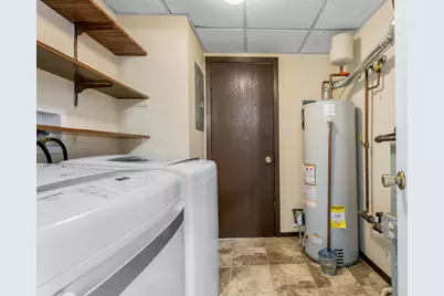 8323 Fairbanks Street #3e, Crown Point, IN 46307 - Photo 11