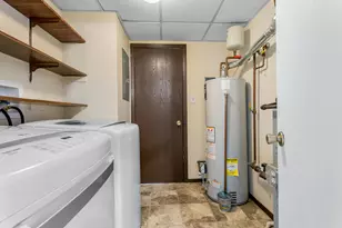 8323 Fairbanks St, Crown Point, IN 46307 - Photo 11