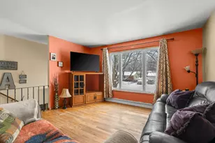 2216 Vermillion St, Lake Station, IN 46405 - Photo 5