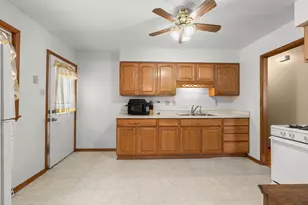 2216 Vermillion St, Lake Station, IN 46405 - Photo 7