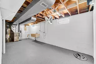 9220 Wildwood Dr, Highland, IN 46322 - Photo 27