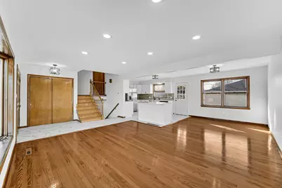 9220 Wildwood Drive, Highland, IN 46322 - Photo 11