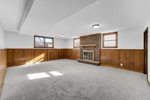 9220 Wildwood Dr, Highland, IN 46322 - Photo 23