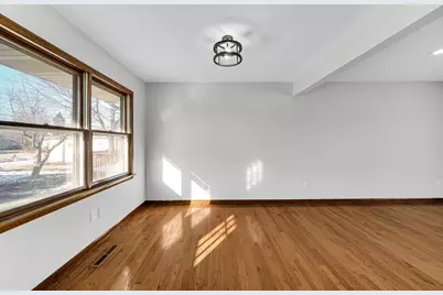 9220 Wildwood Drive, Highland, IN 46322 - Photo 13