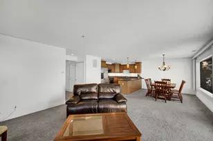 11010 Beacon Ct, Saint John, IN 46373 - Photo 9
