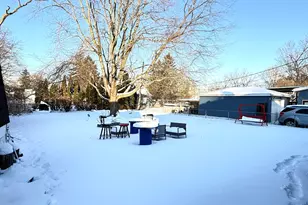 140 N Linda St, Hobart, IN 46342 - Photo 21