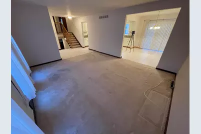 1118 Fran-Lin Pkwy, Munster, IN 46321 - Photo 5