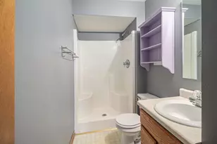 9082 Dallas Pl, Crown Point, IN 46307 - Photo 9