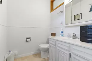 225 Dogwood Dr, Chesterton, IN 46304 - Photo 11