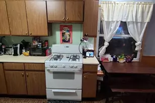 610 Davidson Ave, Michigan City, IN 46360 - Photo 7