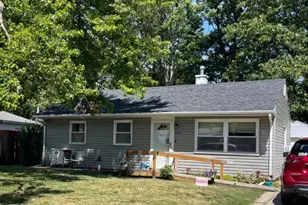 610 Davidson Ave, Michigan City, IN 46360 - Photo 1