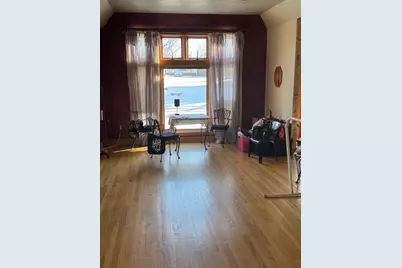 211 W 10th Street, Michigan City, IN 46360 - Photo 7