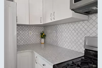 520 Pheasant Run Drive, Hobart, IN 46342 - Photo 11