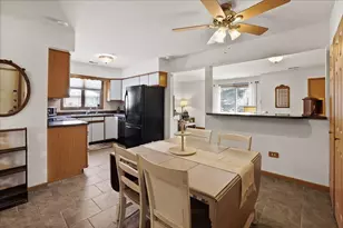 9512 Keilman St, Saint John, IN 46373 - Photo 11