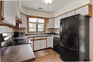 9512 Keilman St, Saint John, IN 46373 - Photo 13