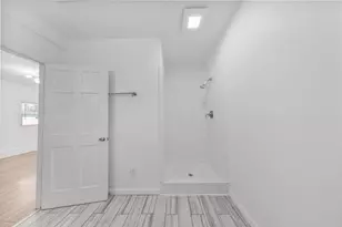 820 Brown St, Valparaiso, IN 46383 - Photo 17