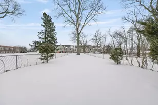 820 Brown St, Valparaiso, IN 46383 - Photo 25