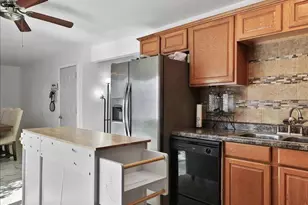 5471 W 78th Ln, Schererville, IN 46375 - Photo 9