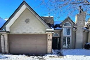 1542 W 93rd Ct, Crown Point, IN 46307 - Photo 1