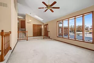 9679 E Oakridge Dr, Saint John, IN 46373 - Photo 5